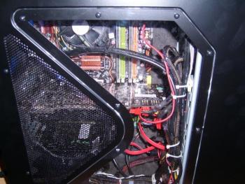 Intel-Core 2 Quad Q9300 2,5-GHz (2)