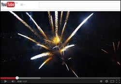 YouTube: Drohne im Feuerwerk